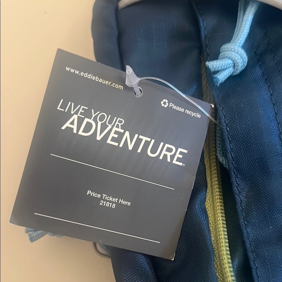 Eddie Bauer Navy Sling Backpack - Picture 5 of 7